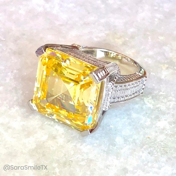 Judith Ripka Jewelry - {JUDITH RIPKA} Canary Sterling Silver Ring Sz 4.5